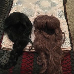 2 Wigs